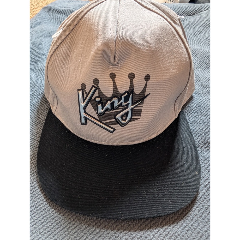 Zion King Crown‎ Snapback Hat Gray Black Adjustable Baseball Cap